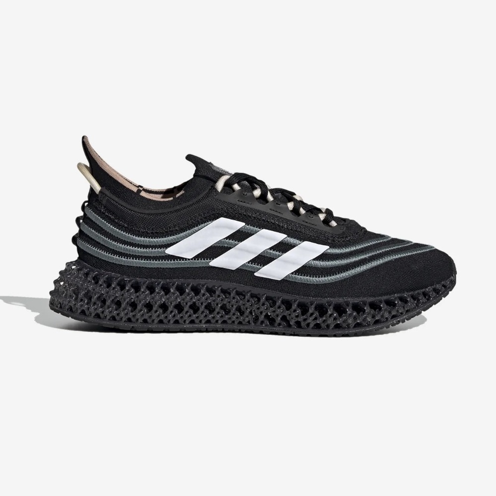 NWT adidas x parley 4DFWD sneakers
